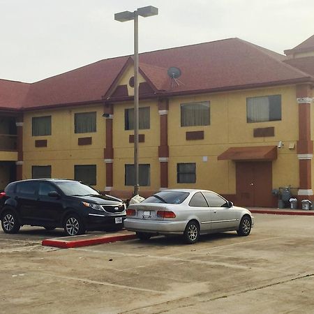 Scottish Inn & Suites Hobby Airport Хьюстон Экстерьер фото