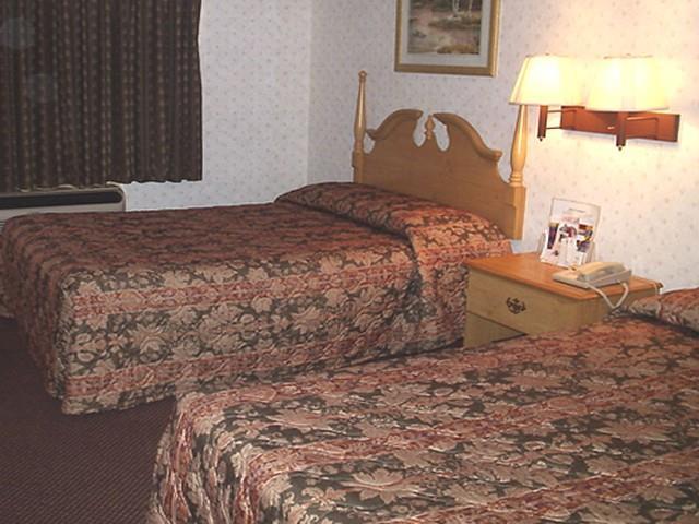 Scottish Inn & Suites Hobby Airport Хьюстон Номер фото