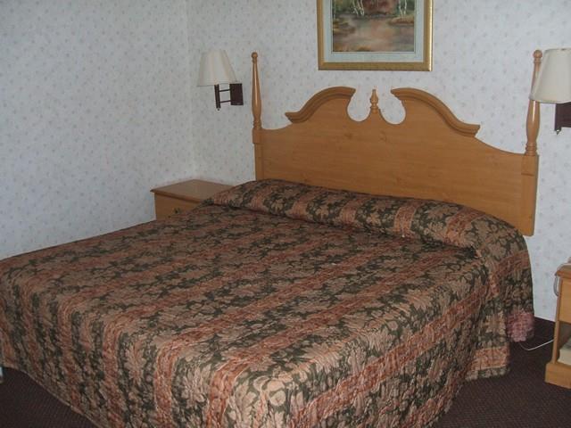 Scottish Inn & Suites Hobby Airport Хьюстон Номер фото