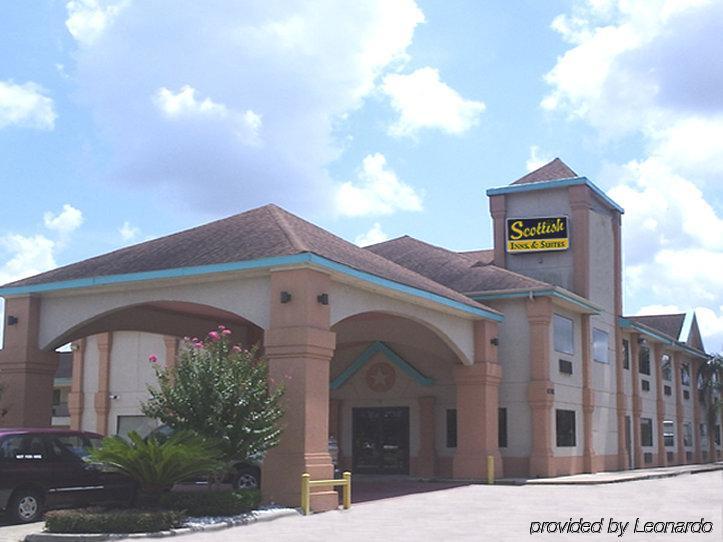 Scottish Inn & Suites Hobby Airport Хьюстон Экстерьер фото
