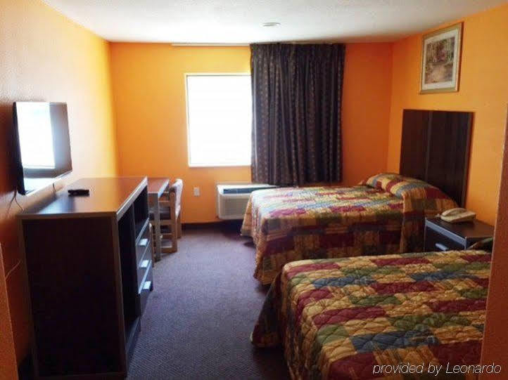 Scottish Inn & Suites Hobby Airport Хьюстон Экстерьер фото